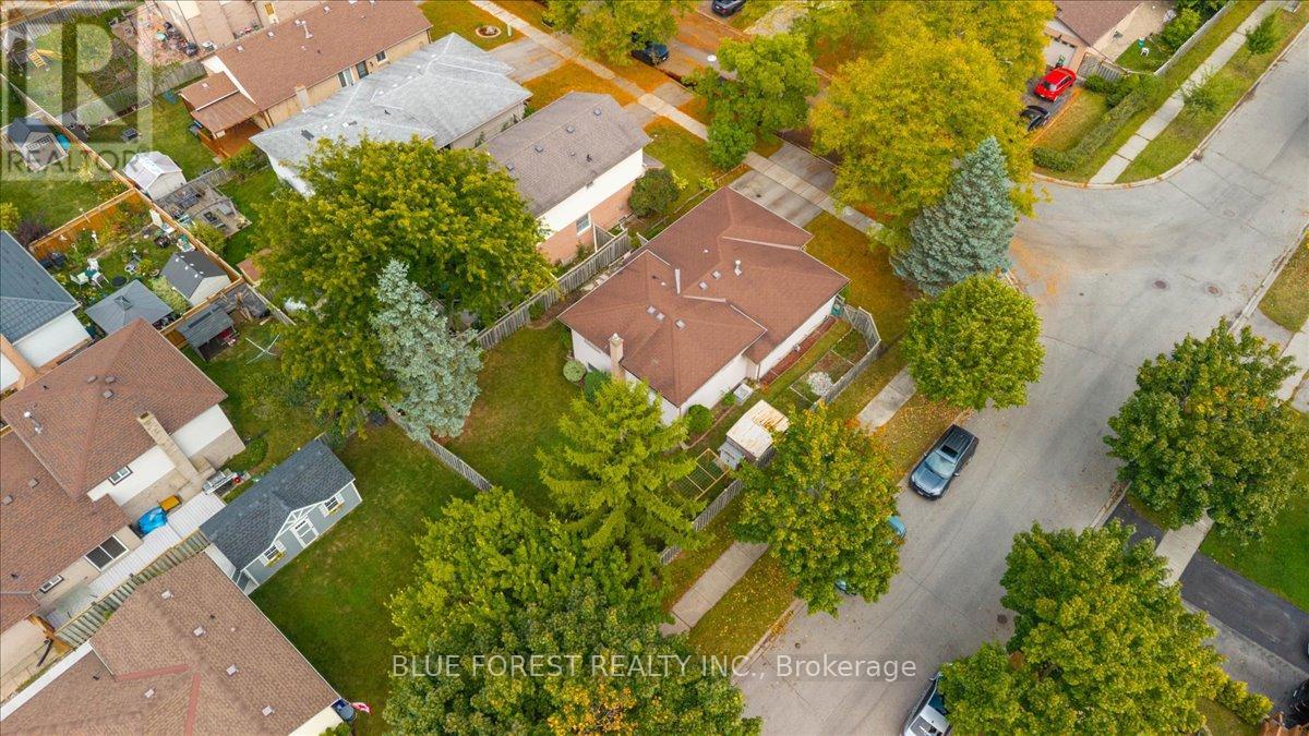 106 Conway Lane, London South, Ontario  N6E 3J8 - Photo 45 - X12424019