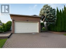 824 THORNTON ROAD N, Oshawa, Ontario