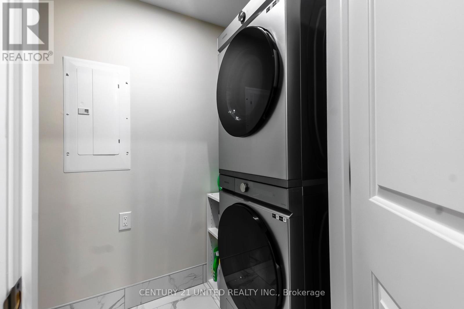 202 - 19 Hampton Lane, Selwyn, Ontario  K0L 2H0 - Photo 14 - X12421366