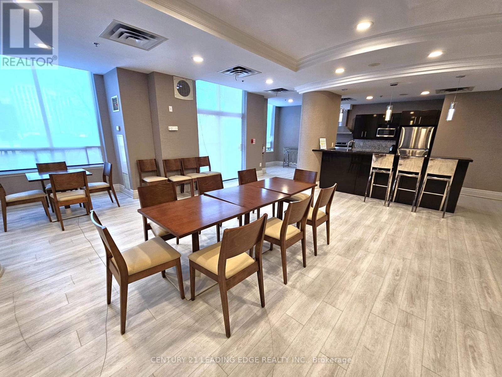 307 - 39 Oneida Crescent, Richmond Hill, Ontario  L4B 4T9 - Photo 16 - N12423881