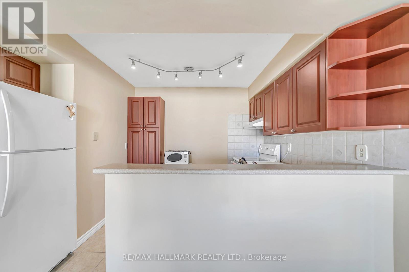 805 - 309 Major Mackenzie Drive E, Richmond Hill (Crosby), Ontario  L4C 9V5 - Photo 15 - N12423922