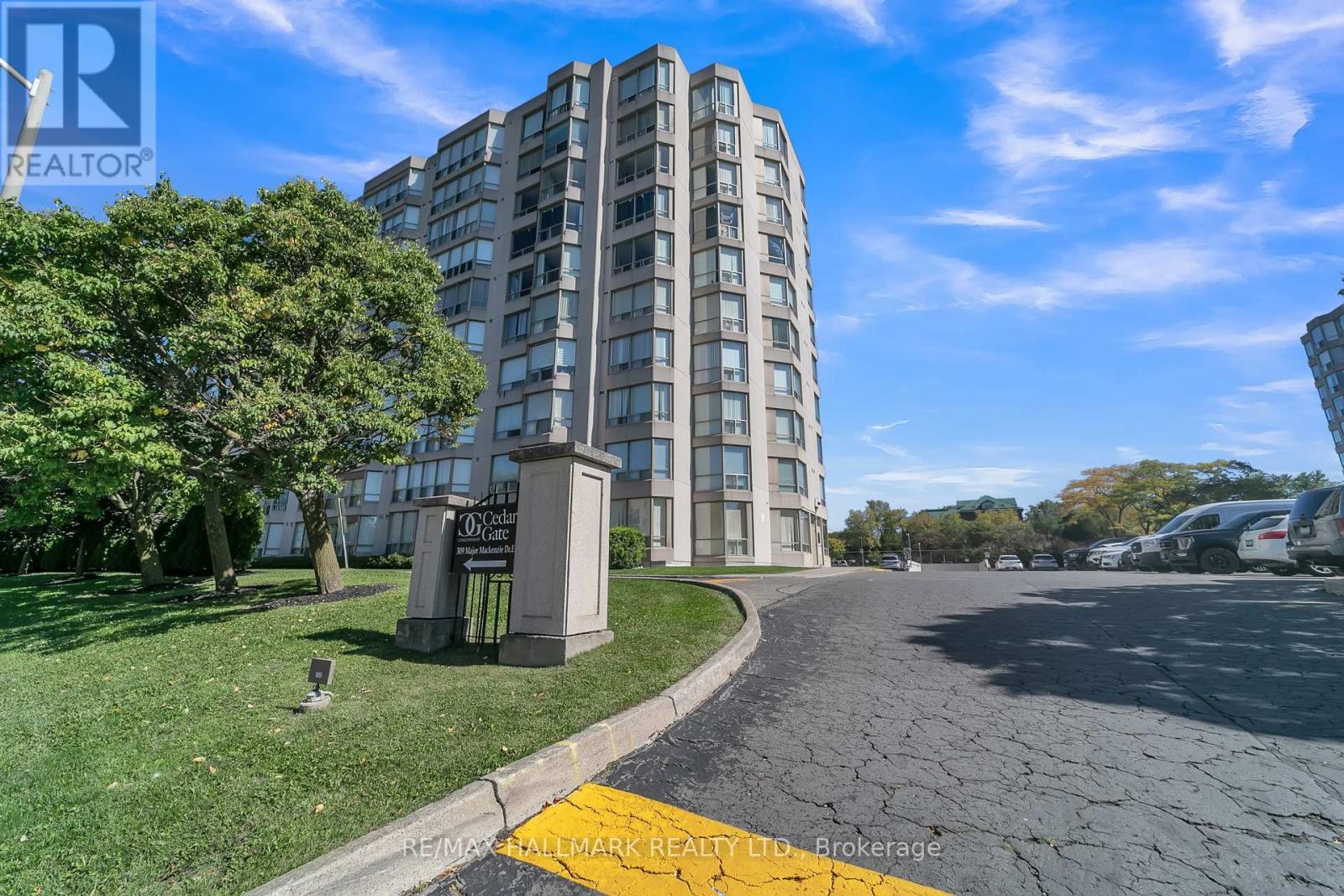 805 - 309 Major Mackenzie Drive E, Richmond Hill (Crosby), Ontario  L4C 9V5 - Photo 2 - N12423922