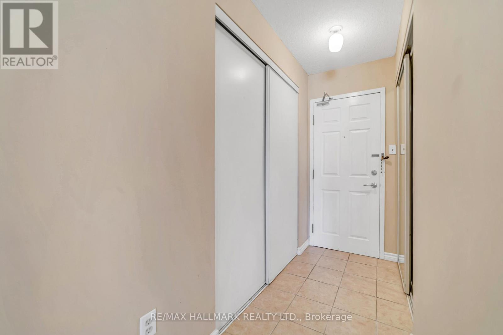 805 - 309 Major Mackenzie Drive E, Richmond Hill (Crosby), Ontario  L4C 9V5 - Photo 6 - N12423922