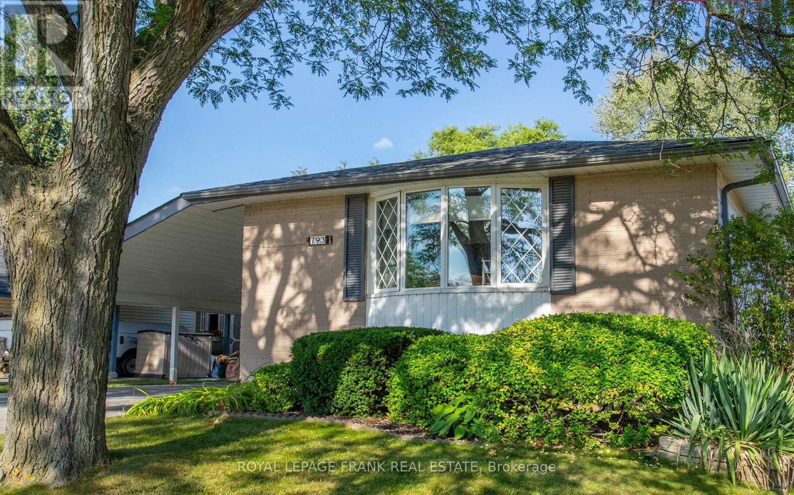 793 Central Park Boulevard N, Oshawa, Ontario  L1G 6B2 - Photo 2 - E12424047