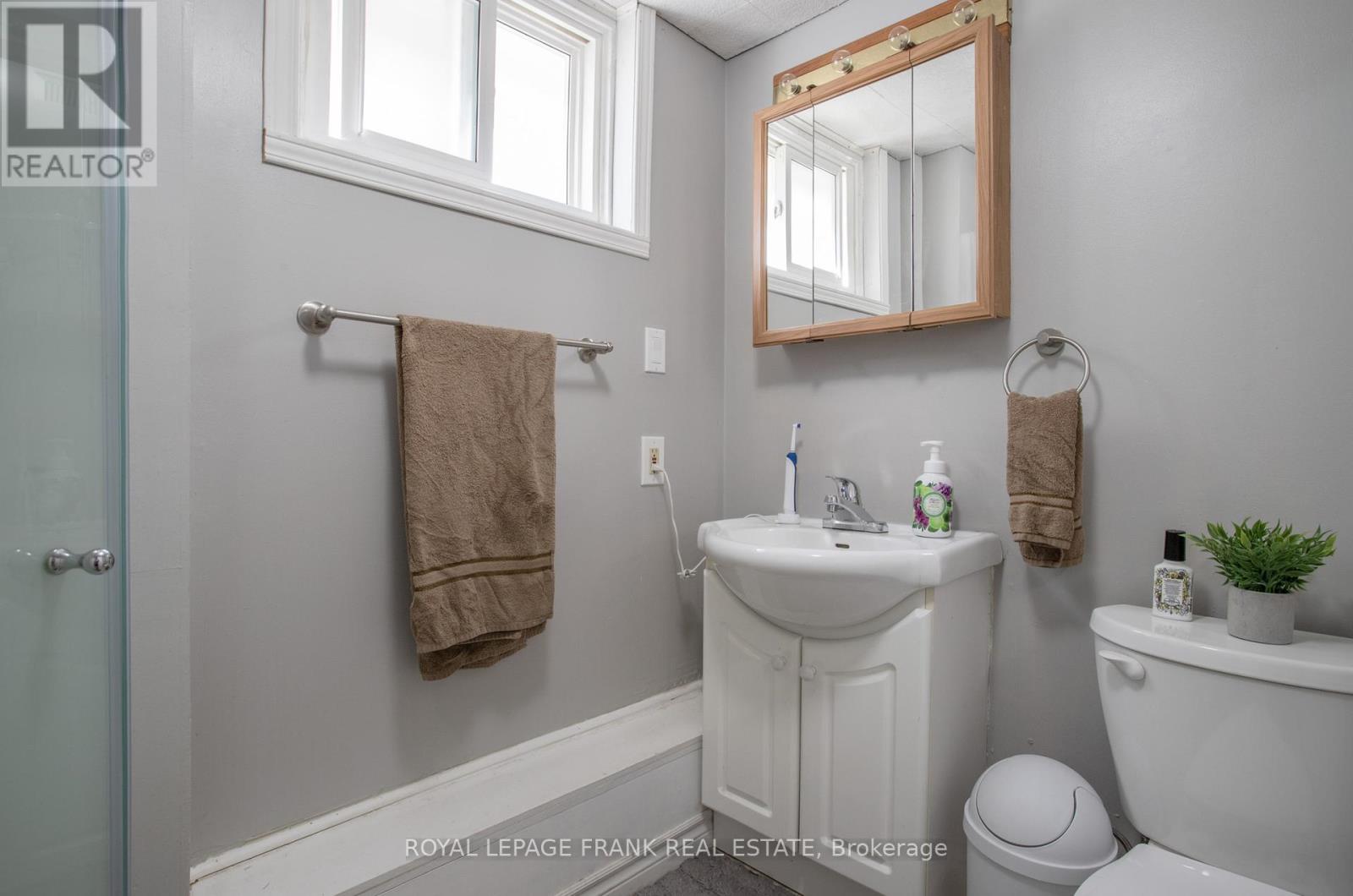 793 Central Park Boulevard N, Oshawa, Ontario  L1G 6B2 - Photo 34 - E12424047