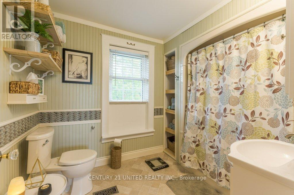 1920 County Rd 6, Douro-Dummer, Ontario  K0L 2H0 - Photo 41 - X12423979