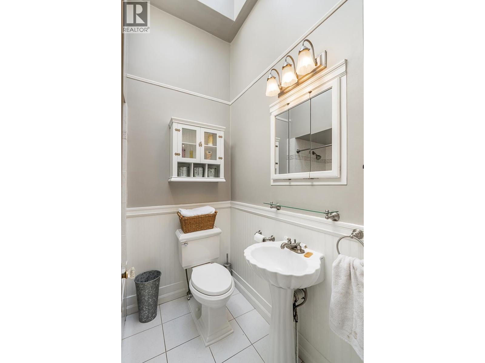 349-351 Cumberland Street, New Westminster, British Columbia  V3L 3G4 - Photo 12 - R3049578