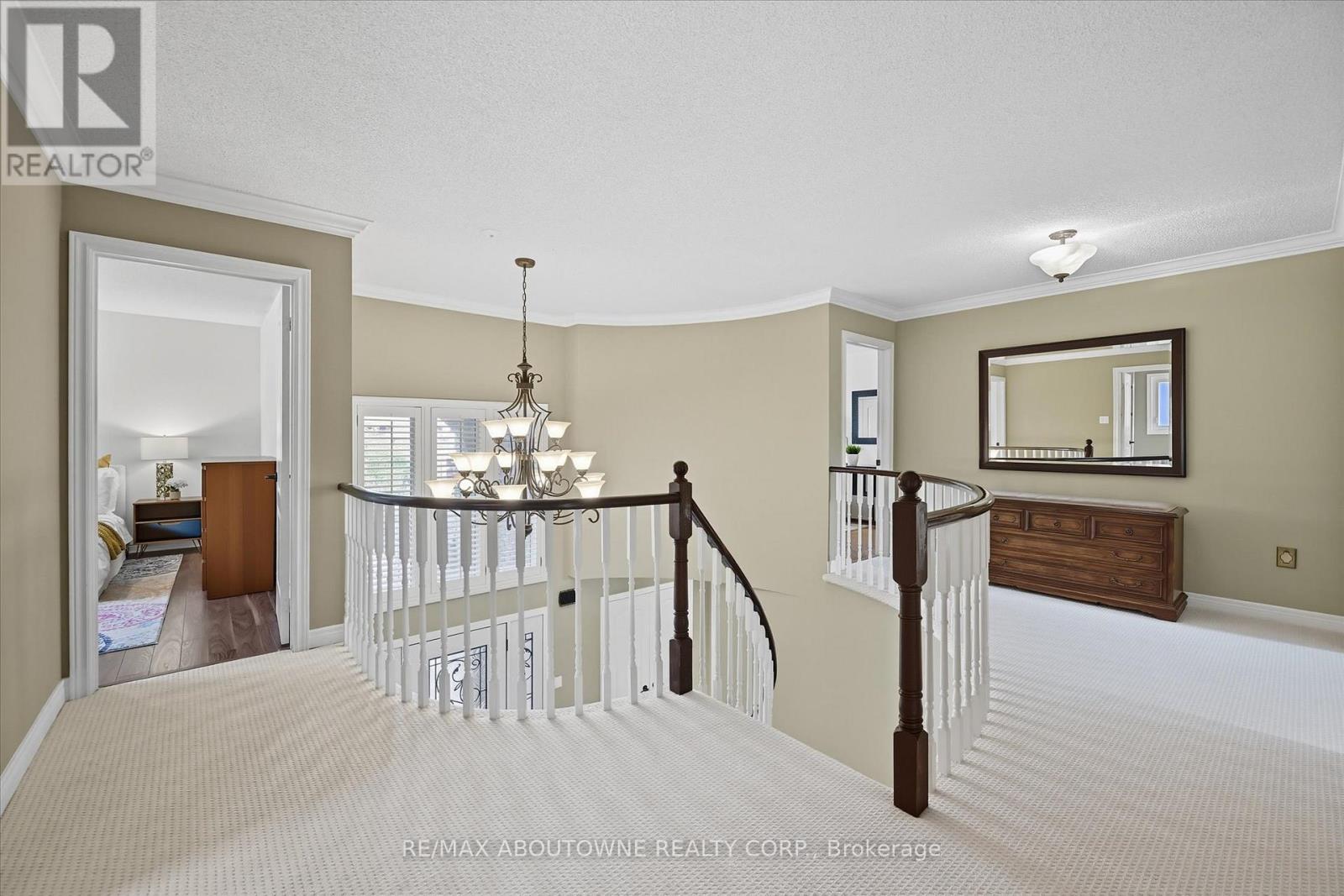 2310 Grand Ravine Drive, Oakville, Ontario  L6H 6A8 - Photo 20 - W12423874