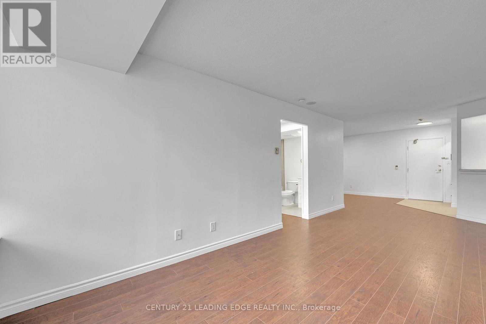 905 - 3605 Kariya Drive, Mississauga, Ontario  L5B 3J4 - Photo 14 - W12423911