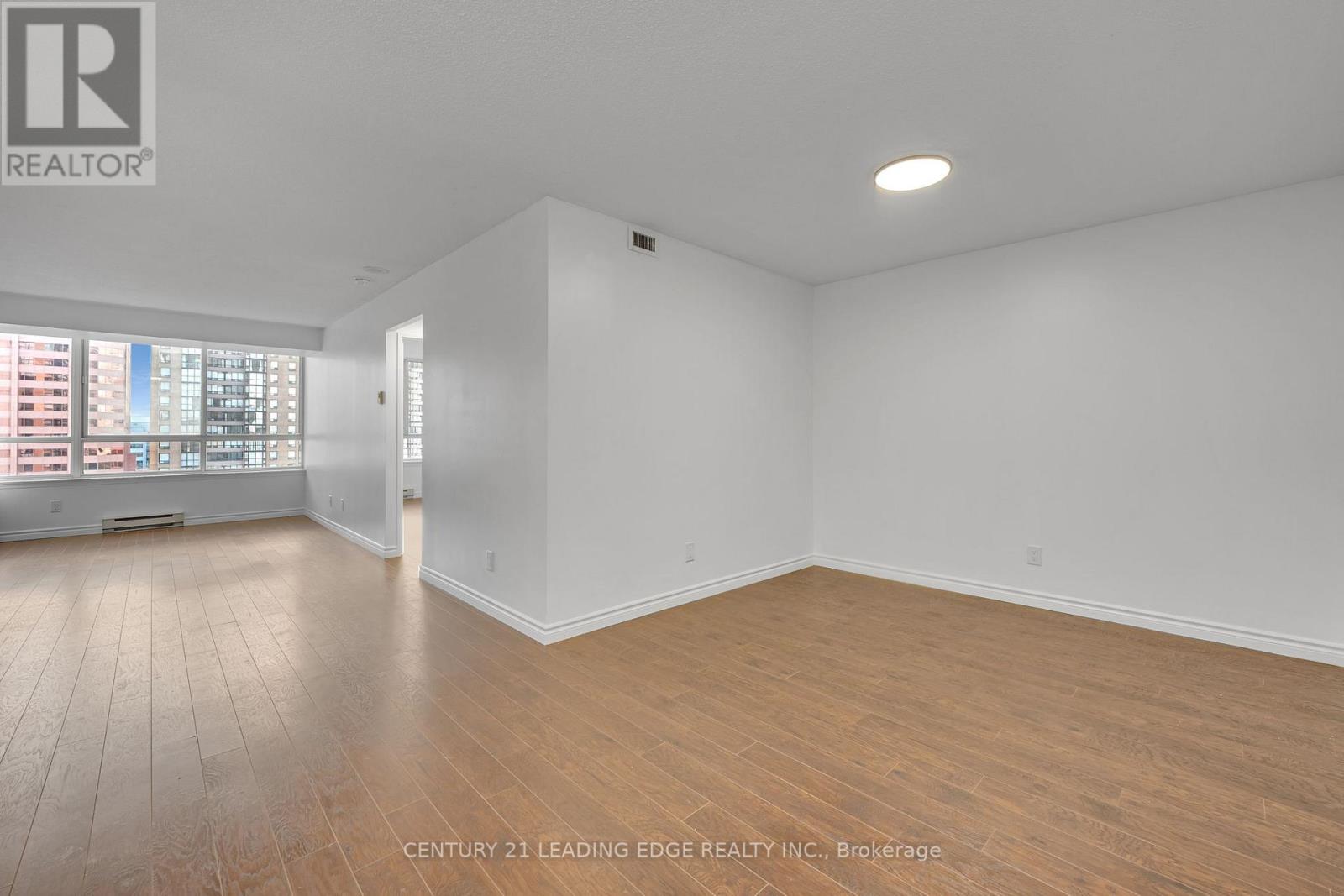 905 - 3605 Kariya Drive, Mississauga, Ontario  L5B 3J4 - Photo 5 - W12423911