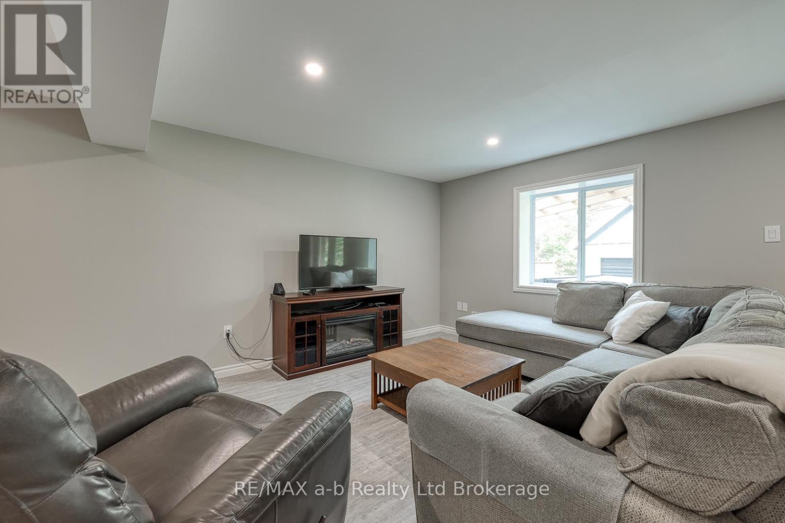 60 James Street, Zorra, Ontario  N0J 1J0 - Photo 28 - X12424040