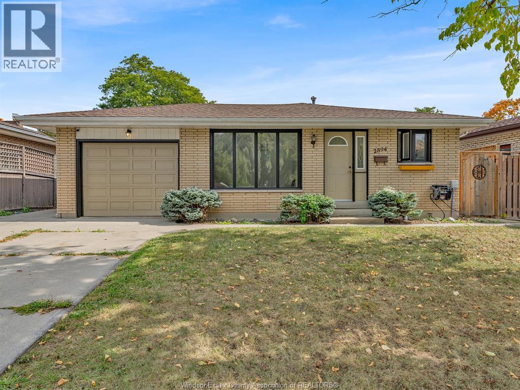 MLS# 25024367: 2894 SHERWAY DRIVE, Windsor, Canada