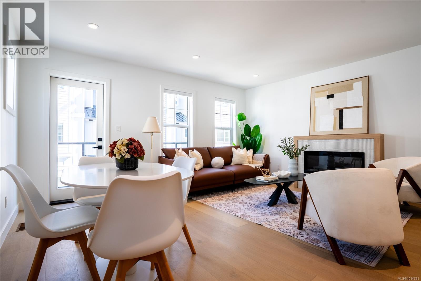 Unit 4 3907 Cedar Hill Rd, Saanich, British Columbia V8P 3Z8 - Photo 8 - 1014791