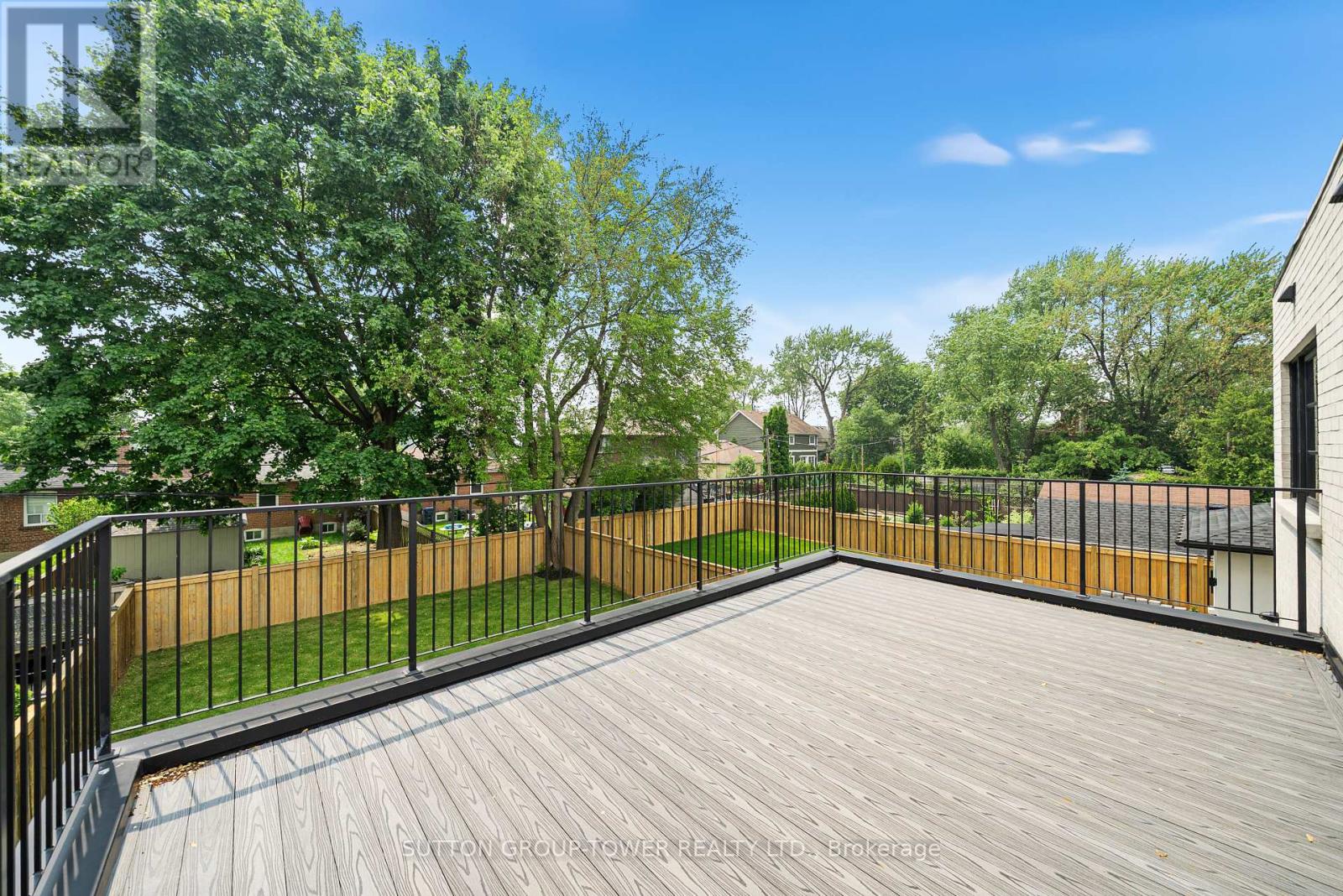 121 Edgecroft Road, Toronto (Stonegate-Queensway), Ontario  M8Z 2C2 - Photo 25 - W12224183
