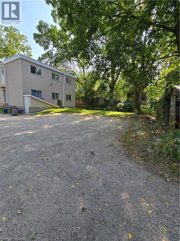 74 William Street W, Waterloo, Ontario  N2L 1J7 - Photo 4 - 40761937