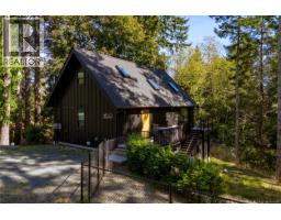 6301 Quail Peak Pl East Sooke