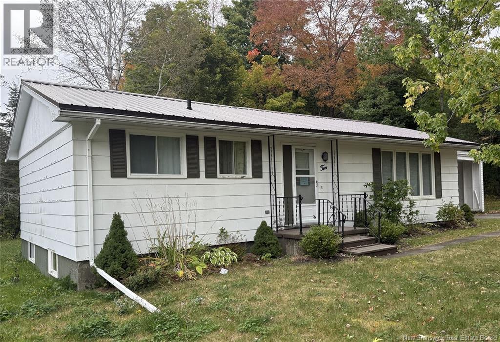 10 Prescott Court, St. Stephen, New Brunswick  E3L 3B8 - Photo 1 - NB127279