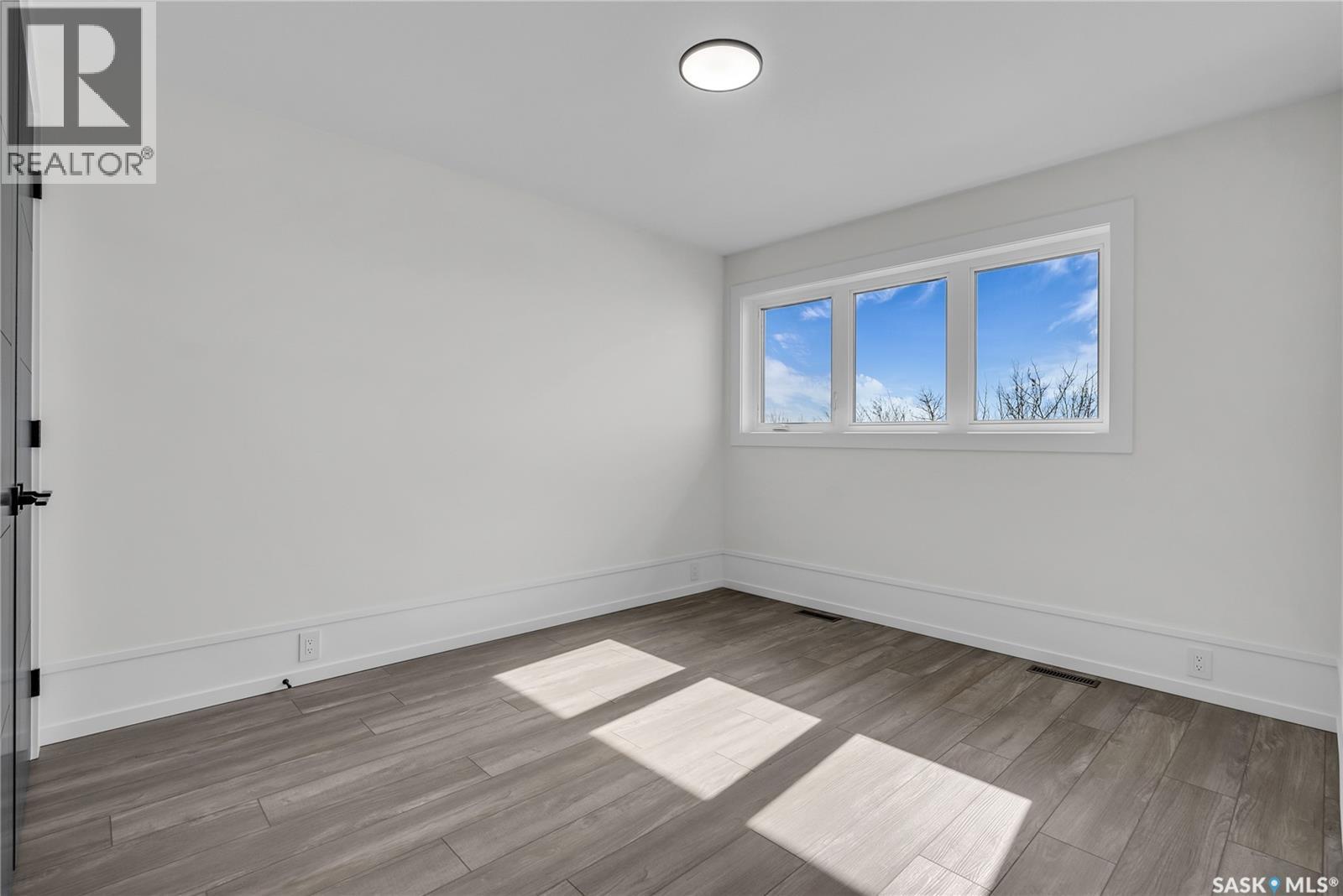 428 Woolf Bend, Saskatoon, Saskatchewan  S7W 1E5 - Photo 33 - SK019250