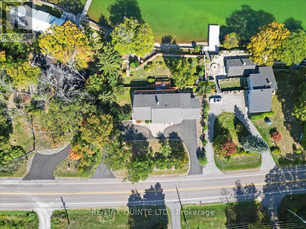 11536 Loyalist Parkway, Prince Edward County, Ontario  K0K 2T0 - Photo 46 - X12413200