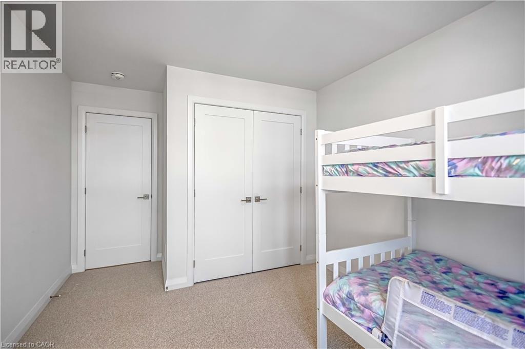 92 Shady Oaks Trail, Hamilton, Ontario  L9B 0K6 - Photo 31 - 40773238