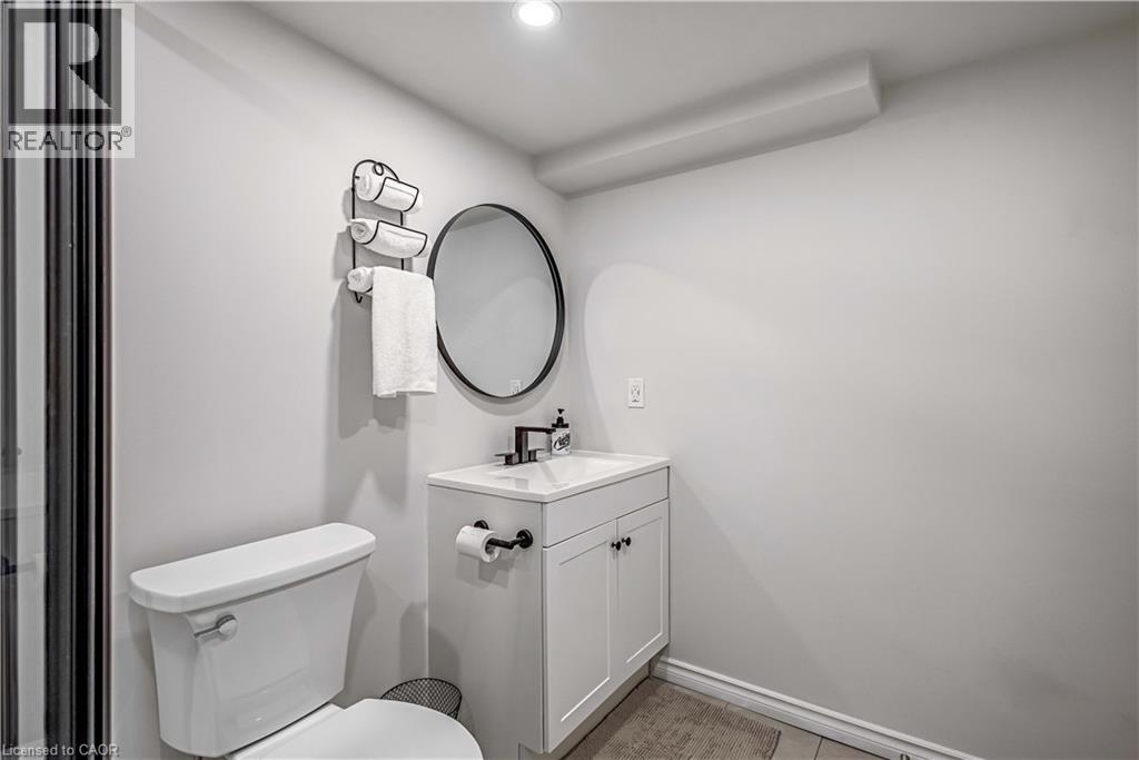 92 Shady Oaks Trail, Hamilton, Ontario  L9B 0K6 - Photo 44 - 40773238