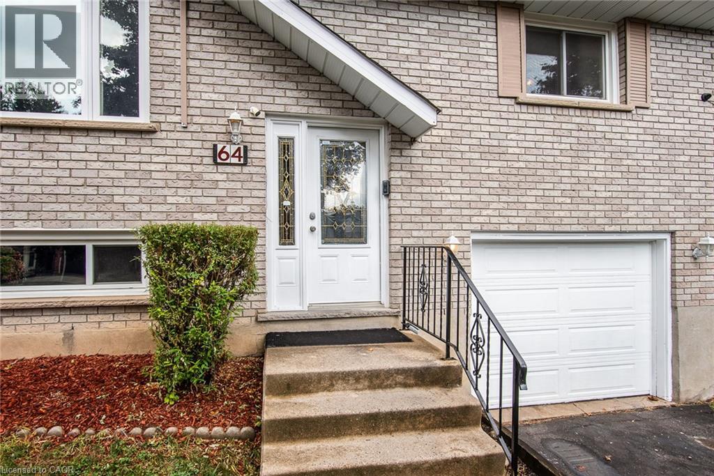 64 Sabrina Crescent, Kitchener, Ontario  N2P 1Y6 - Photo 3 - 40772972