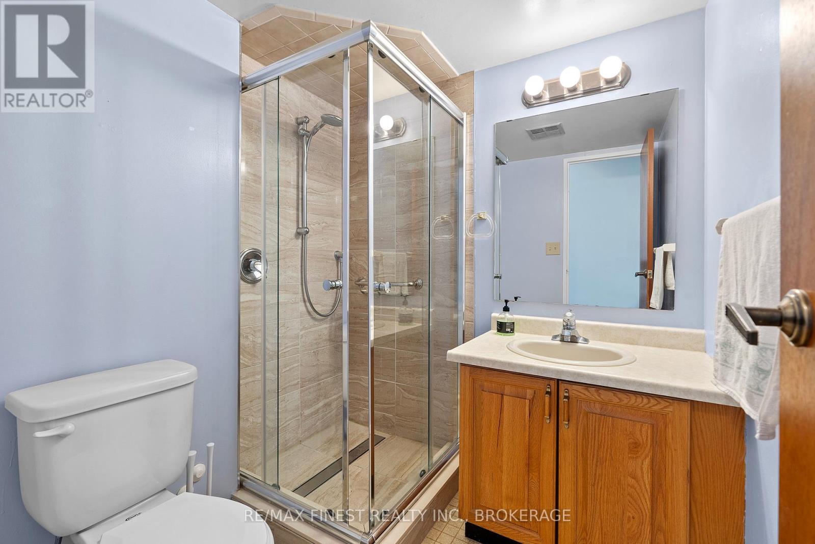 308 - 120 Barrett Court, Kingston, Ontario  K7L 5H6 - Photo 14 - X12424098
