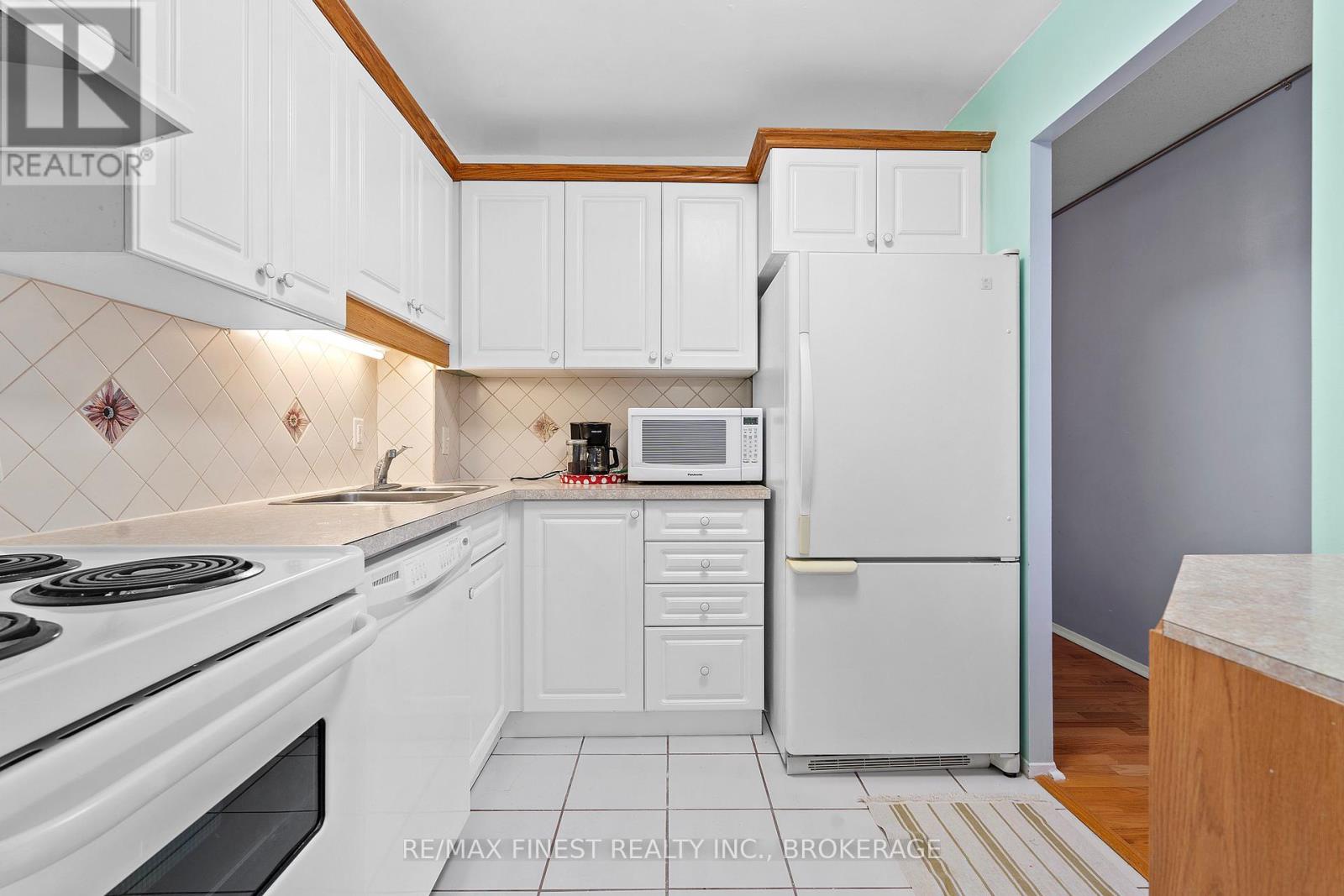 308 - 120 Barrett Court, Kingston, Ontario  K7L 5H6 - Photo 8 - X12424098