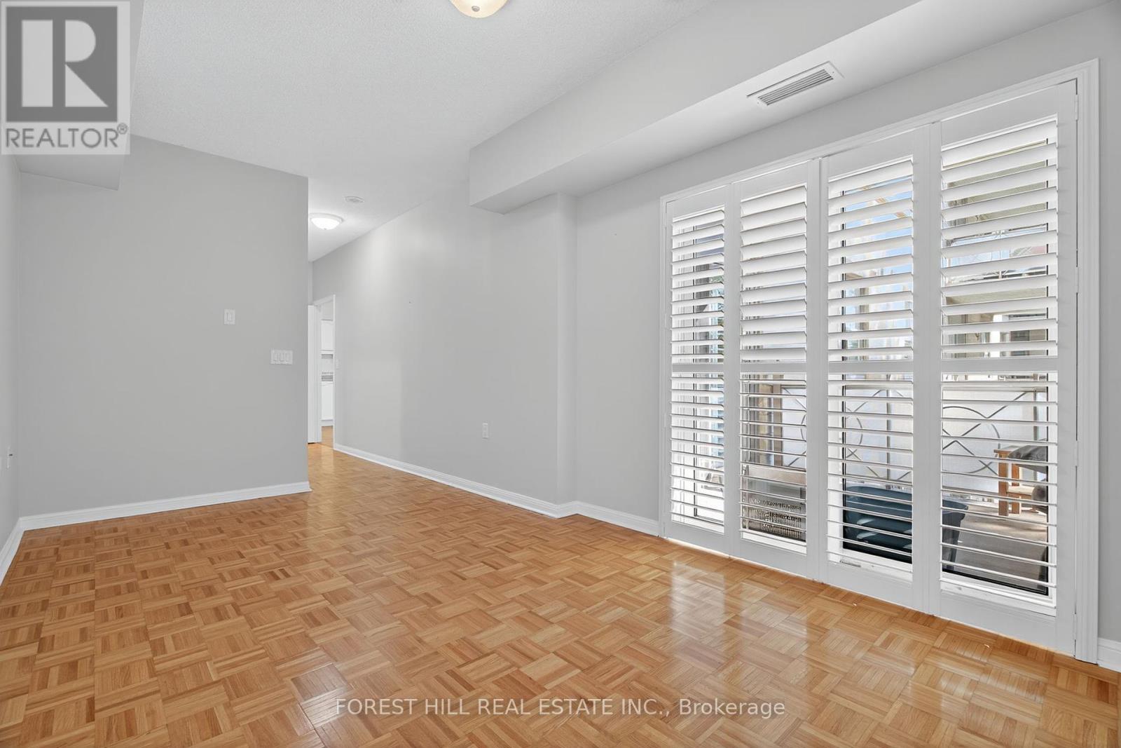 115 - 2500 Rutherford Road, Vaughan, Ontario  L4K 5N7 - Photo 16 - N12419138