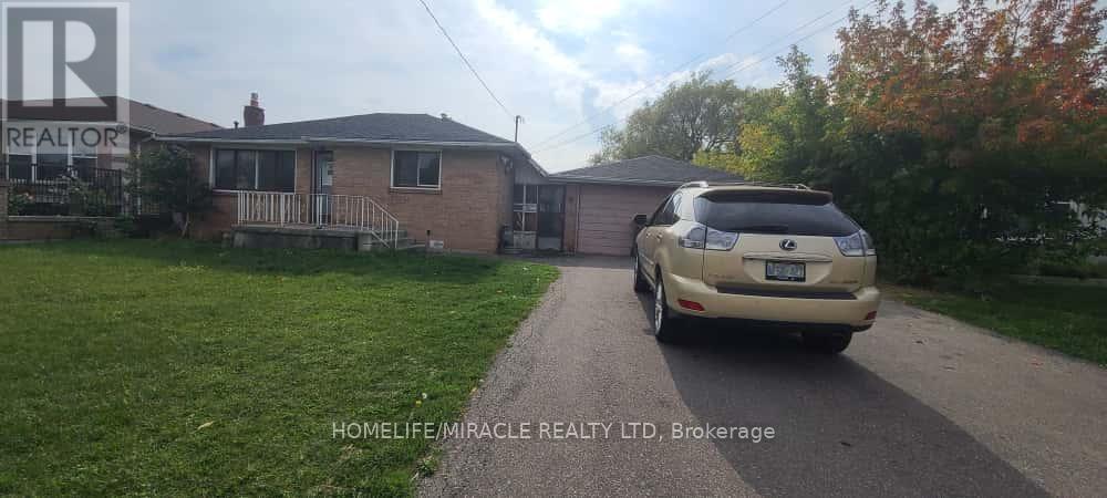 16 Cattrick Street, Mississauga, Ontario  L4T 1H5 - Photo 30 - W12421692