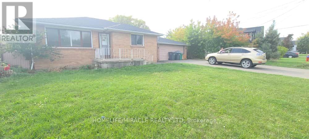 16 Cattrick Street, Mississauga, Ontario  L4T 1H5 - Photo 1 - W12421692