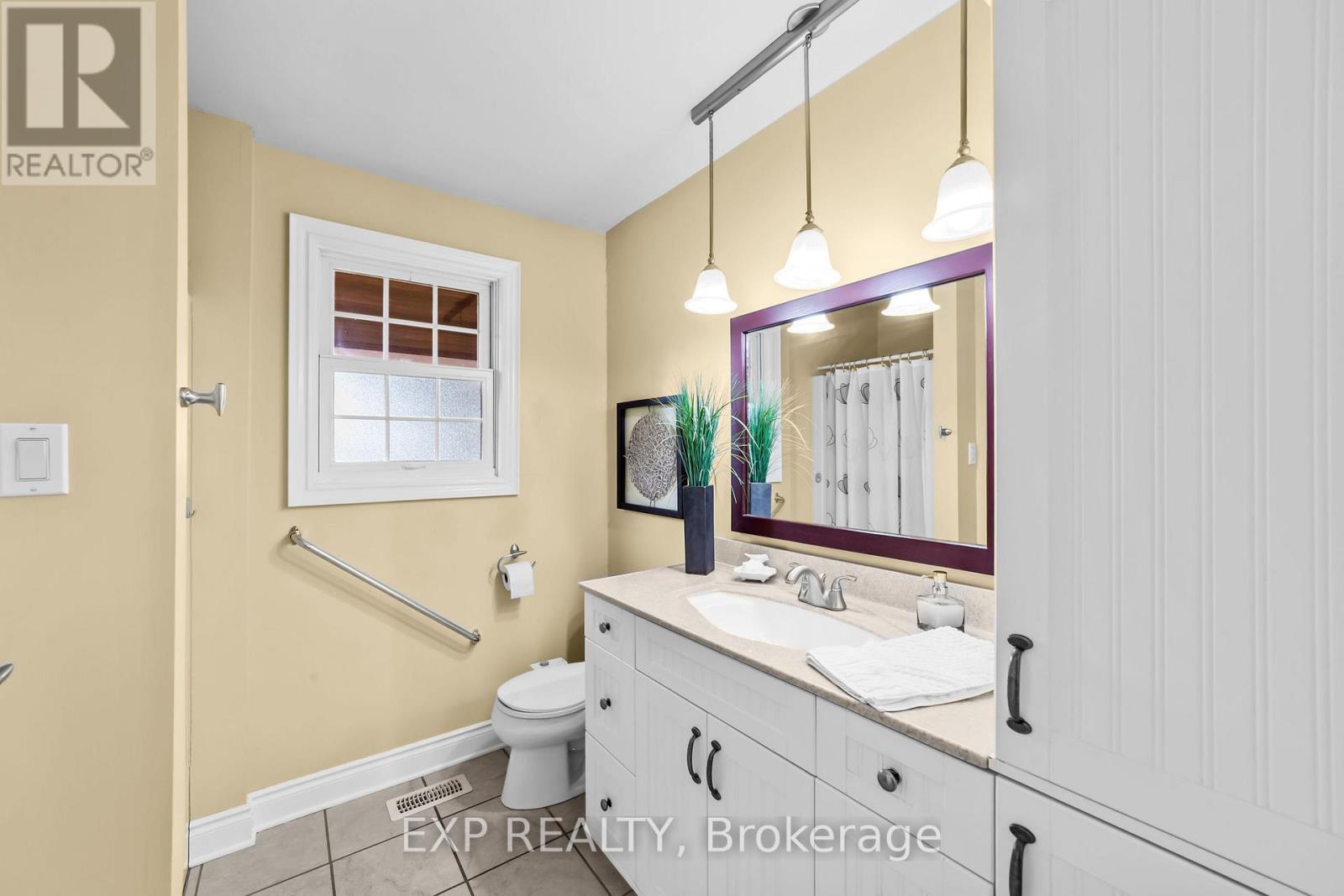 9831 Mcewen Drive, Middlesex Centre, Ontario  N0M 1P0 - Photo 21 - X12424122