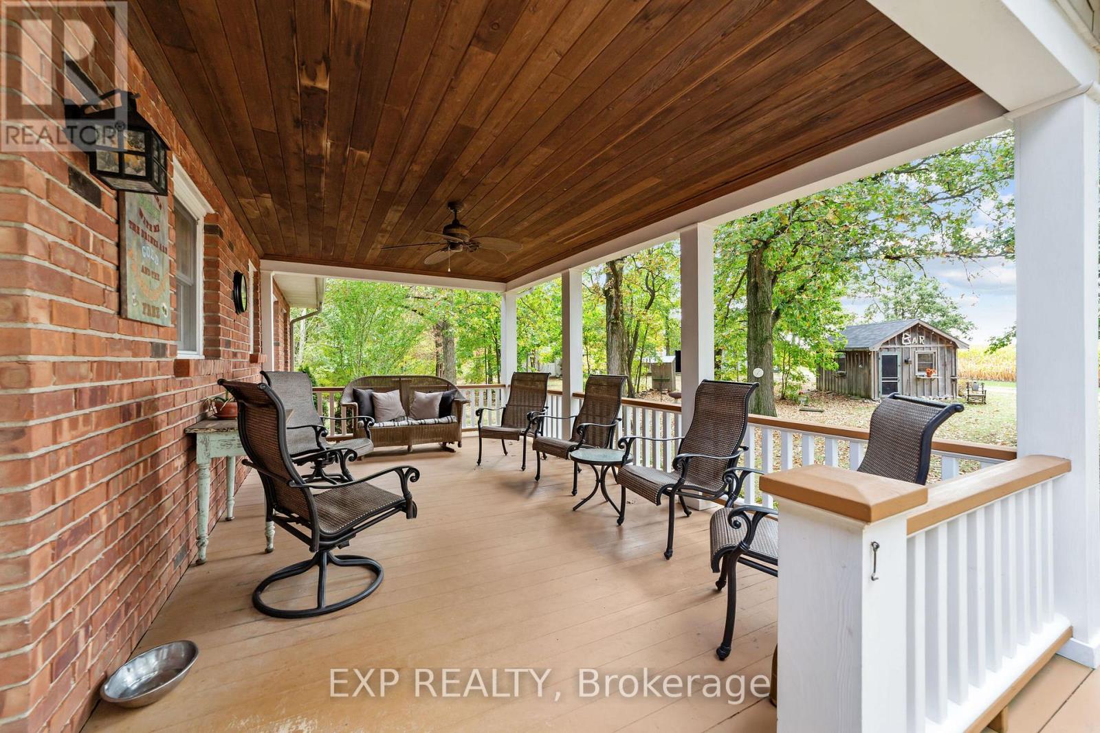 9831 Mcewen Drive, Middlesex Centre, Ontario  N0M 1P0 - Photo 5 - X12424122