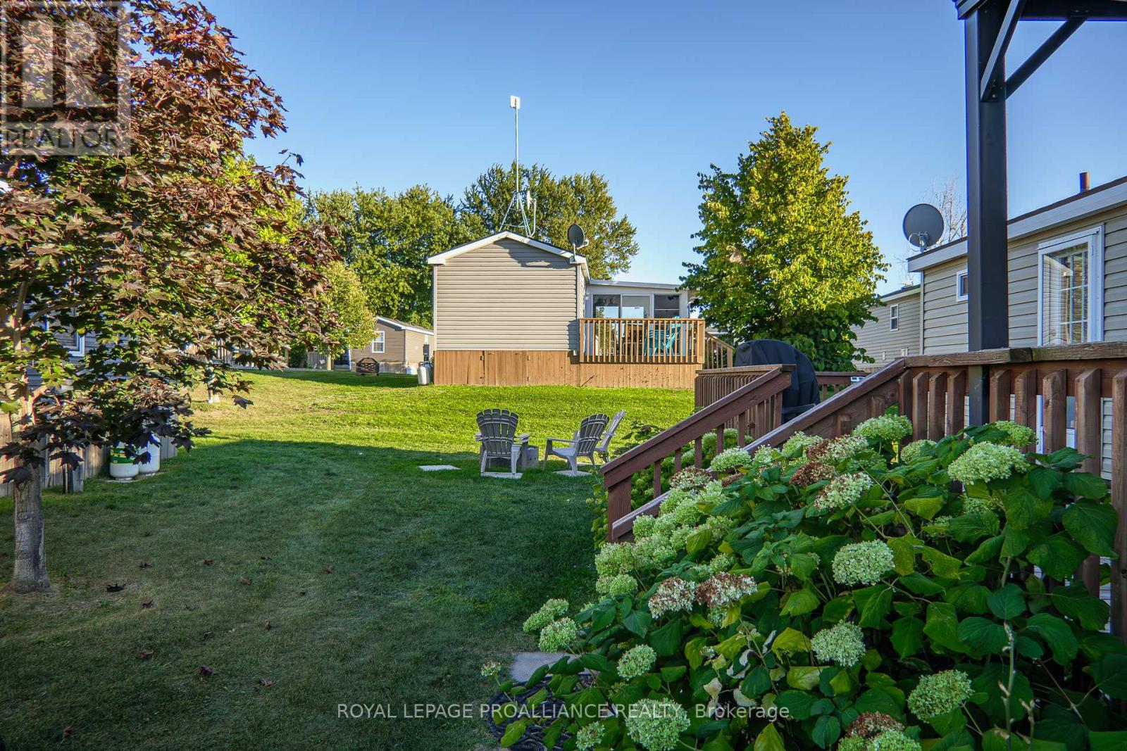 486 County Rd 18 - 8 Butterfly Lane, Prince Edward County, Ontario  K0K 1P0 - Photo 25 - X12424132