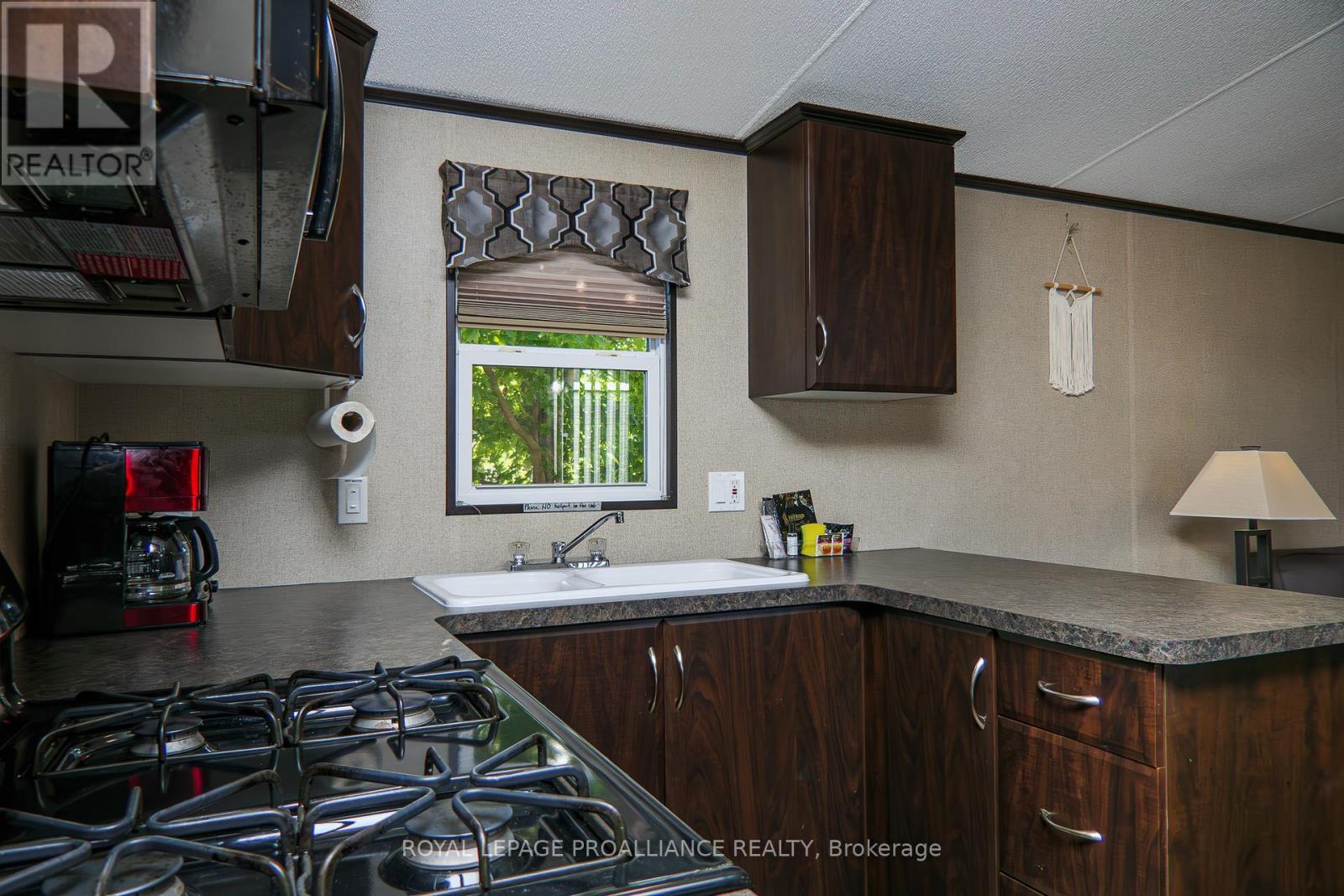 486 County Rd 18 - 8 Butterfly Lane, Prince Edward County, Ontario  K0K 1P0 - Photo 8 - X12424132