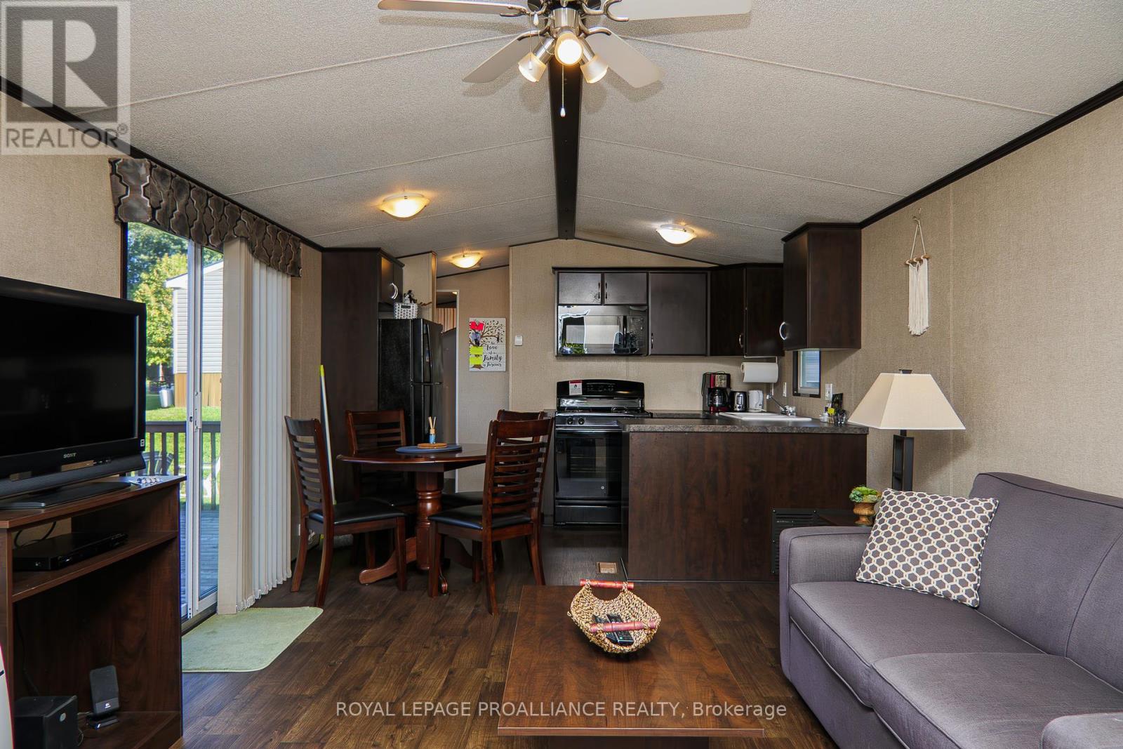 486 County Rd 18 - 8 Butterfly Lane, Prince Edward County, Ontario  K0K 1P0 - Photo 9 - X12424132