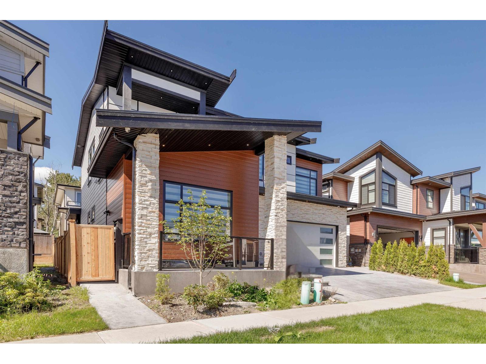 Property at 16619 18B AVENUE image 3