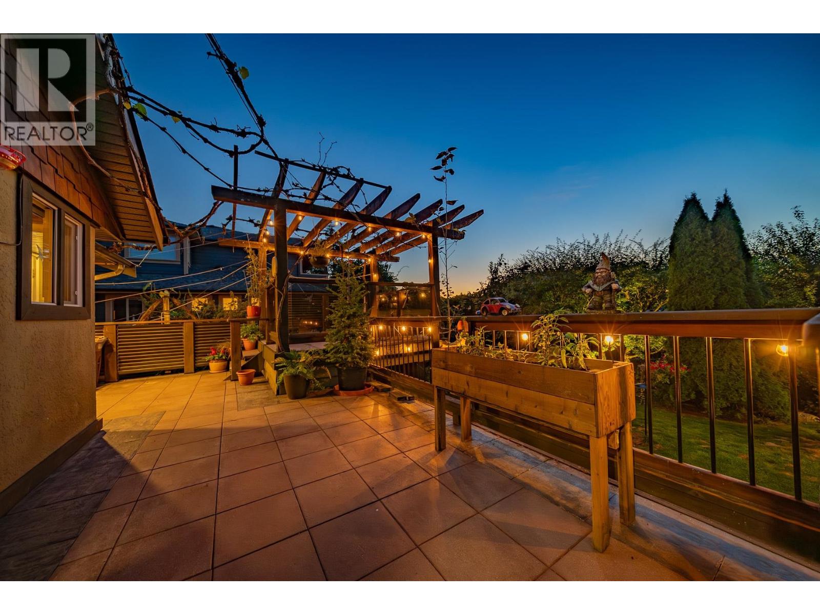 870 Seymour Drive, Coquitlam, British Columbia  V3J 6V7 - Photo 38 - R3051499