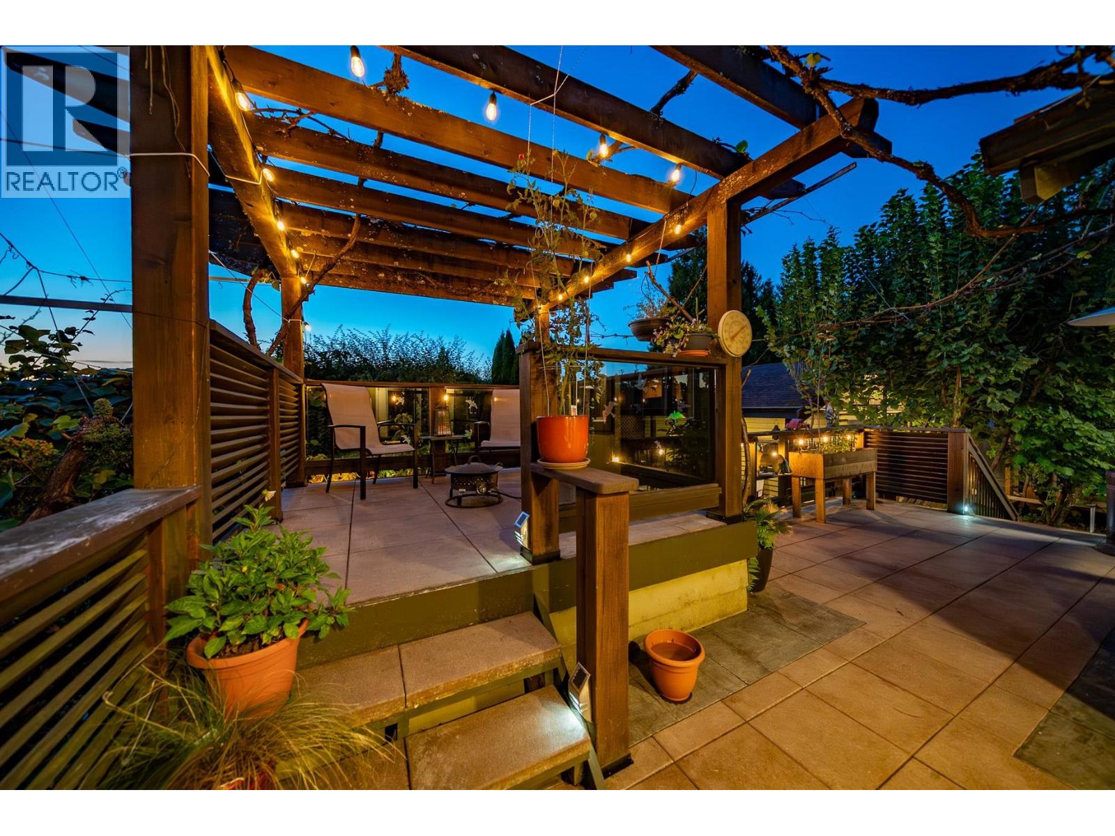 870 Seymour Drive, Coquitlam, British Columbia  V3J 6V7 - Photo 39 - R3051499