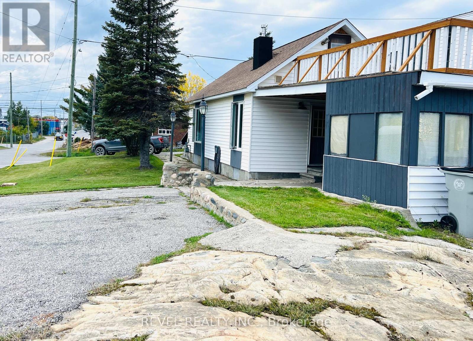 246 Laidlaw Street, Timmins (Ts - Se), Ontario  P4N 2P8 - Photo 25 - T12424124