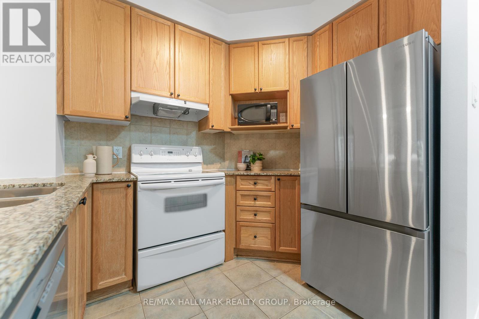 120 - 205 Bolton Street, Ottawa, Ontario  K1N 1K7 - Photo 23 - X12424085