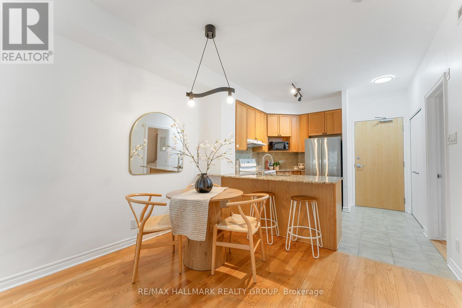120 - 205 Bolton Street, Ottawa, Ontario  K1N 1K7 - Photo 9 - X12424085