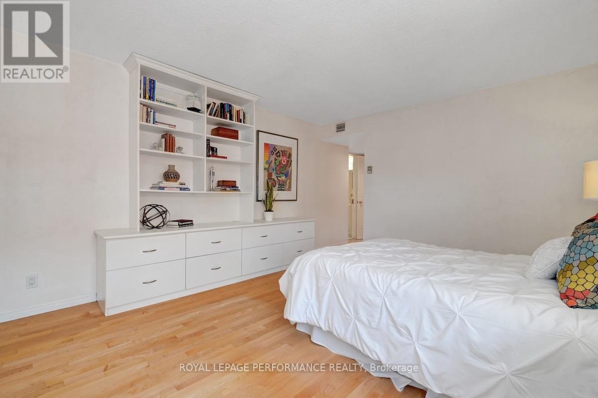 304 - 310 Crichton Street, Ottawa, Ontario  K1M 1W5 - Photo 32 - X12424102