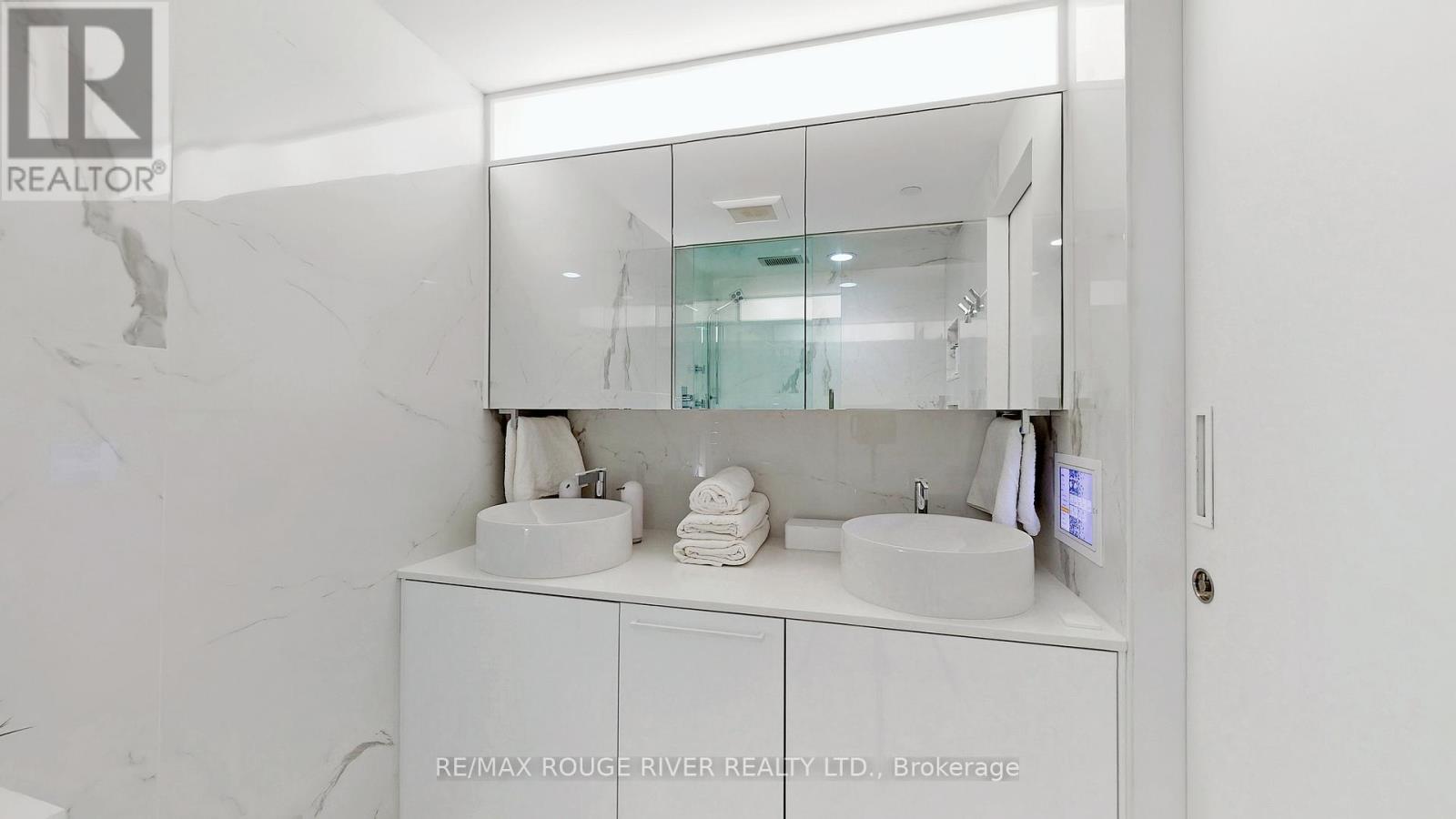 702 - 701 Sheppard Avenue W, Toronto, Ontario  M3H 0B2 - Photo 31 - C12423937