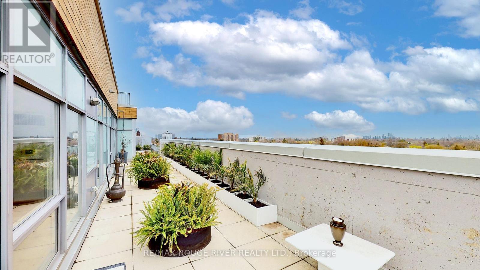 702 - 701 Sheppard Avenue W, Toronto, Ontario  M3H 0B2 - Photo 37 - C12423937