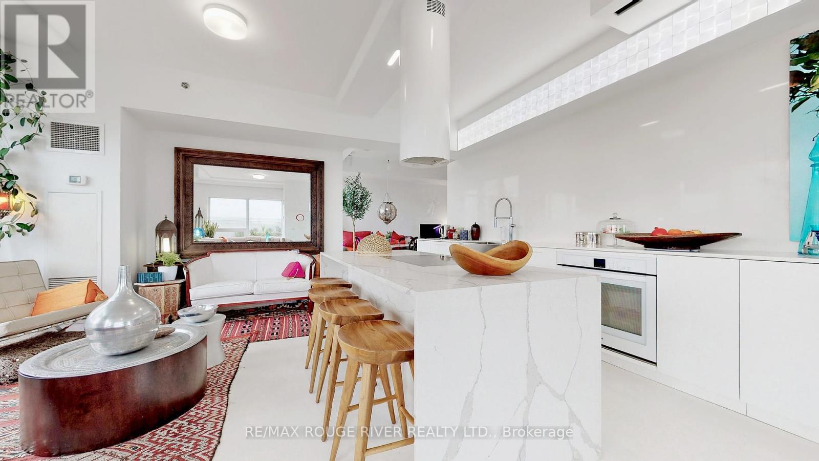702 - 701 Sheppard Avenue W, Toronto, Ontario  M3H 0B2 - Photo 9 - C12423937