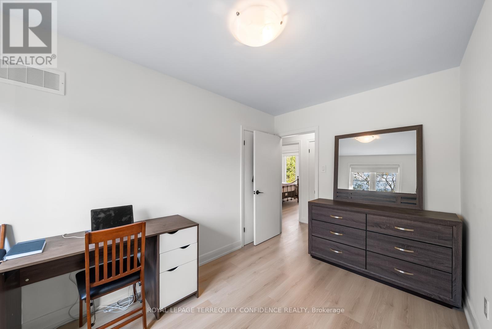 203 Churchill Avenue, Toronto (Willowdale West), Ontario  M2R 1E2 - Photo 16 - C12424033