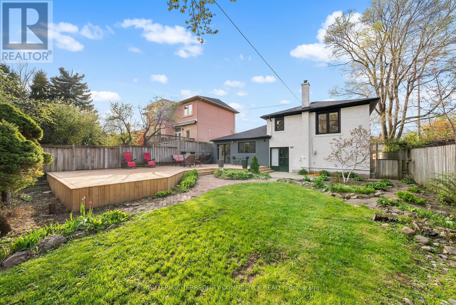 203 Churchill Avenue, Toronto (Willowdale West), Ontario  M2R 1E2 - Photo 28 - C12424033