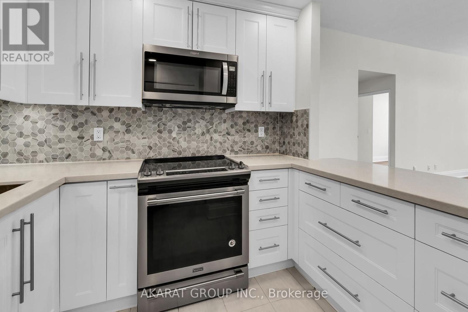 703 - 1901 Yonge Street, Toronto (Mount Pleasant West), Ontario  M4S 1Y6 - Photo 11 - C12424073