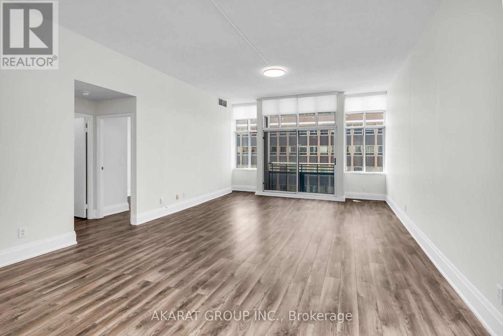703 - 1901 Yonge Street, Toronto (Mount Pleasant West), Ontario  M4S 1Y6 - Photo 2 - C12424073
